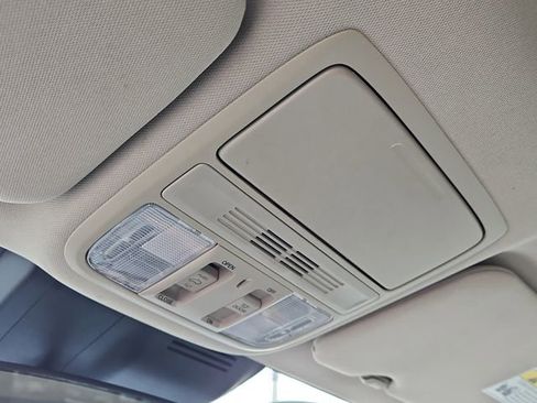 Used 2018 Honda CR-V EX image 29