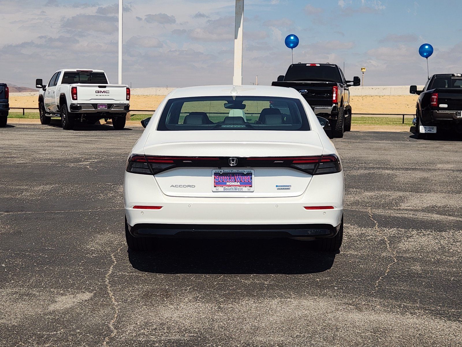 Used 2024 Honda Accord Touring image 8