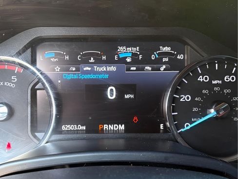 Used 2020 Ford F250 Lariat w/ Lariat Ultimate Package AWD/4WD image 11