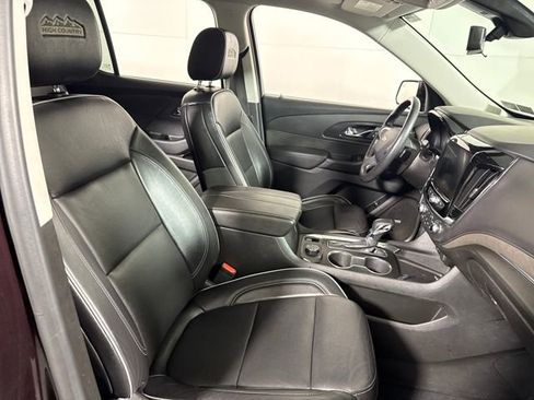 Used 2021 Chevrolet Traverse High Country AWD/4WD image 14