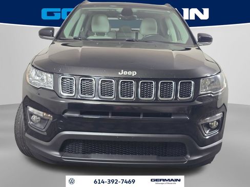 Used 2018 Jeep Compass Limited w/ Navigation Group AWD/4WD image 17