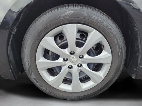 Used 2024 Toyota Corolla LE image 6