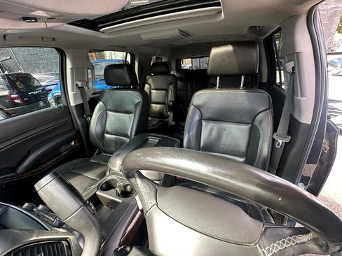 Used 2019 Chevrolet Tahoe LT AWD/4WD image 24