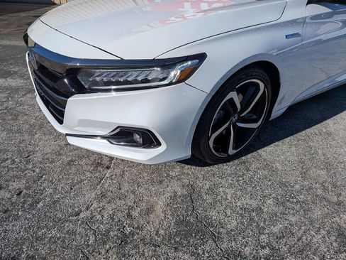 Used 2022 Honda Accord Sport image 9
