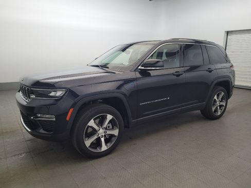 Used 2022 Jeep Grand Cherokee Limited 4xe AWD/4WD image 2