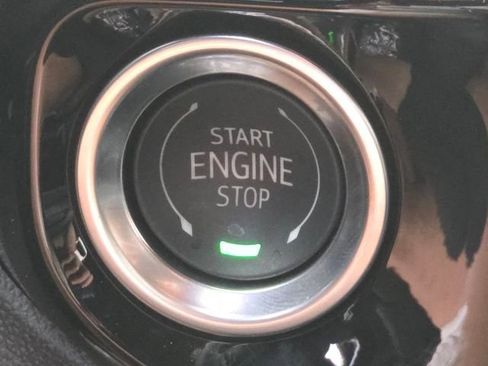 New 2025 Chevrolet Silverado 1500 LT image 9