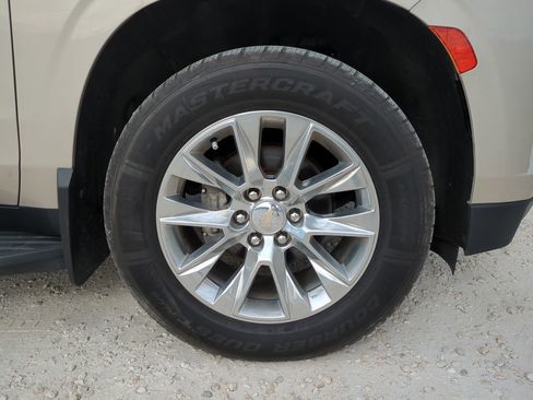 Used 2021 Chevrolet Tahoe Premier image 10