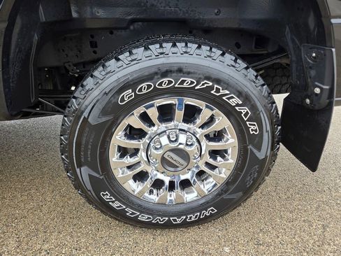 Used 2022 Ford F250 XLT w/ XLT Premium Package image 40