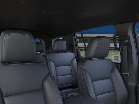 New 2027 Chevrolet Traverse LT w/ Driver Confidence Package FWD image 24