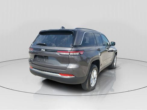 New 2025 Jeep Grand Cherokee Laredo X image 2