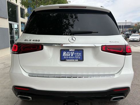 Used 2022 Mercedes-Benz GLS 450 4MATIC image 9