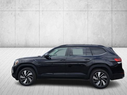 New 2026 Volkswagen Atlas SE image 8