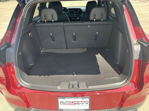 Used 2025 Chevrolet TrailBlazer RS w/ Convenience Package FWD image 24