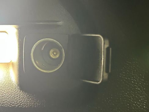 Used 2023 Ford Explorer XLT w/ Equipment Group 202A image 36