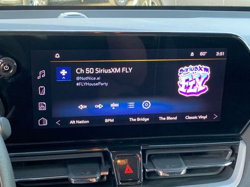 Used 2025 Chevrolet TrailBlazer LT w/ Driver Confidence Package image 21