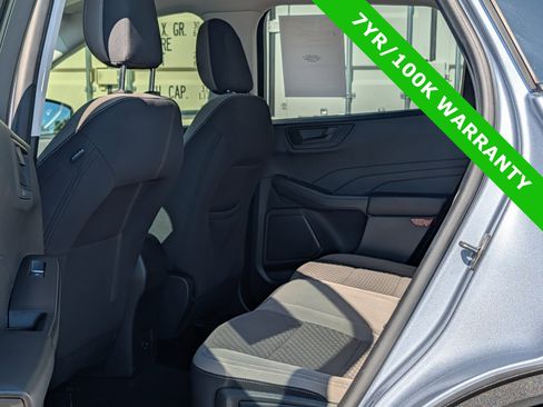Certified 2022 Ford Escape SE FWD image 14