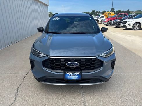 Used 2025 Ford Escape ST-Line w/ Equipment Group 301A FWD image 2