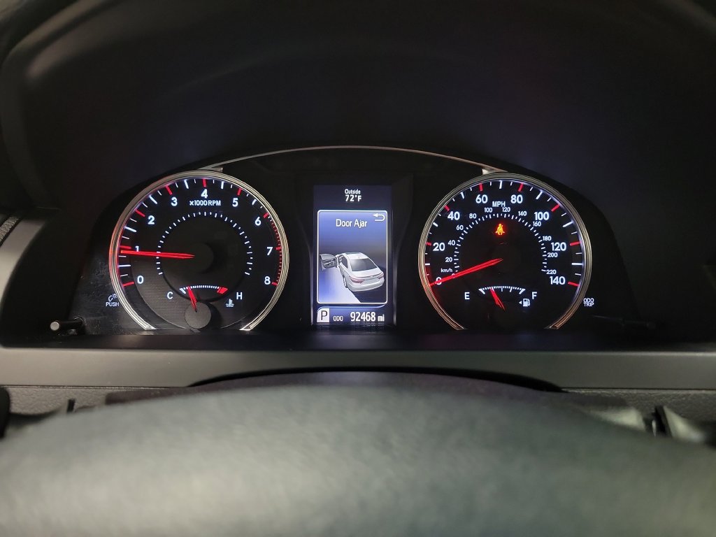 Used 2016 Toyota Camry XSE w/ Moonroof Package FWD image 26