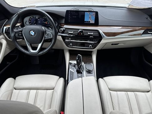 Used 2018 BMW 530i RWD image 14