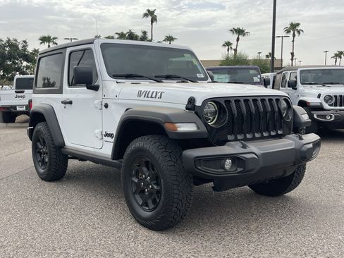 Certified 2022 Jeep Wrangler Sport AWD/4WD image 8