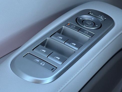 New 2026 Hyundai Palisade Limited image 16