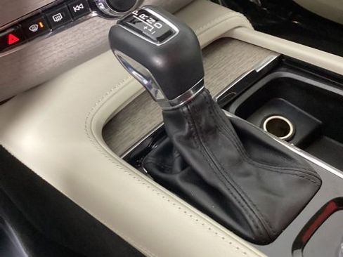 Used 2020 Volvo XC90 T6 Inscription w/ Protection Package image 26