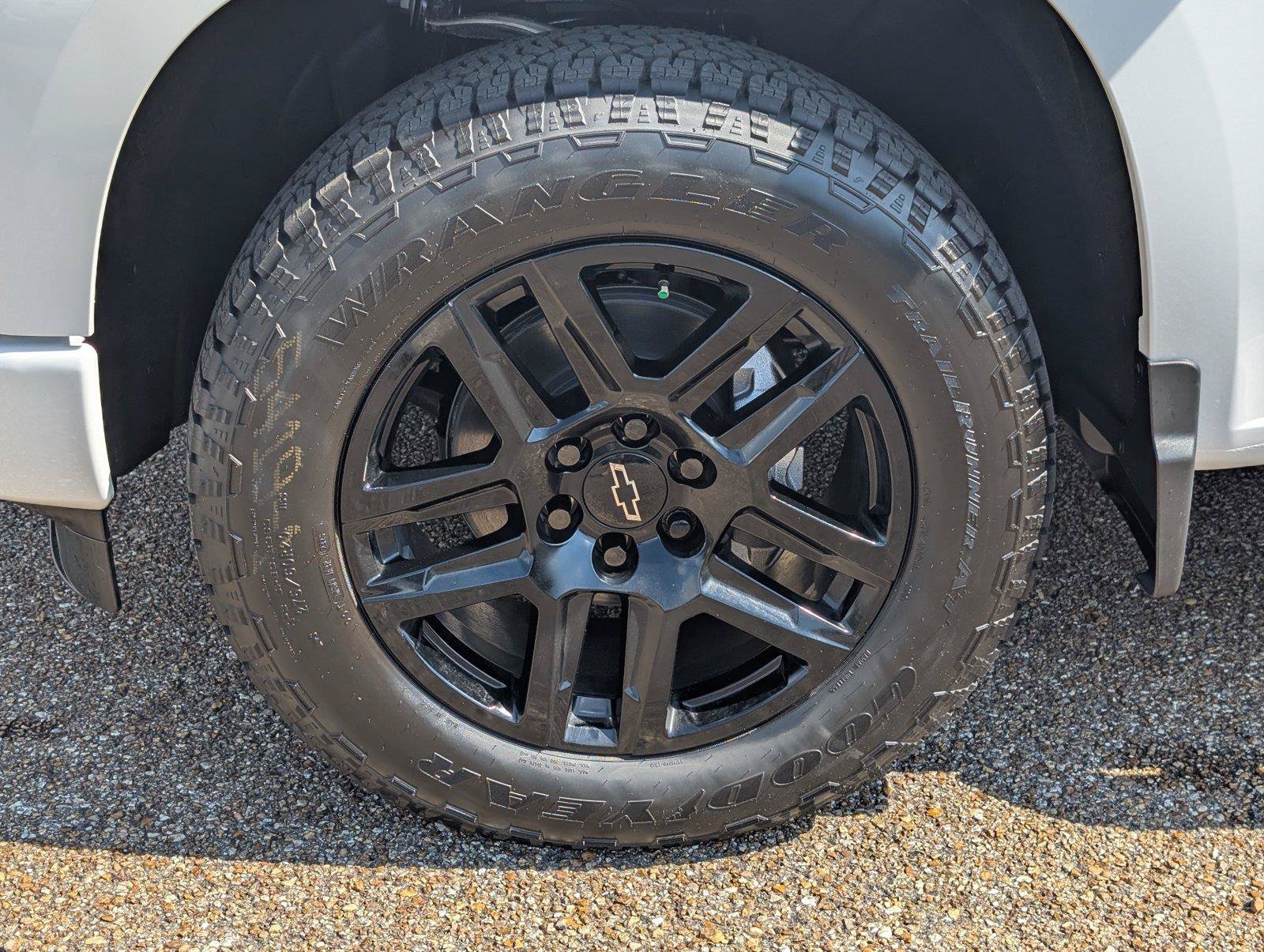 New 2026 Chevrolet Silverado 1500 RST w/ RST Select Package AWD/4WD image 10