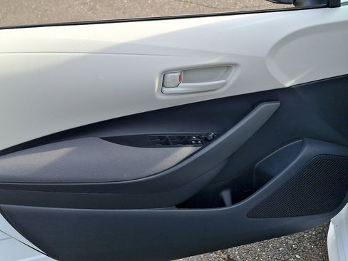 Certified 2025 Toyota Corolla LE image 12