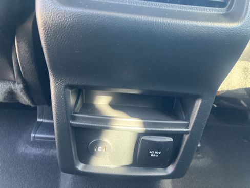 Used 2024 Ford Edge SEL w/ Convenience Package AWD/4WD image 21