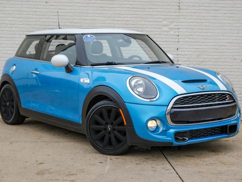 Used 2019 MINI Cooper S image 6