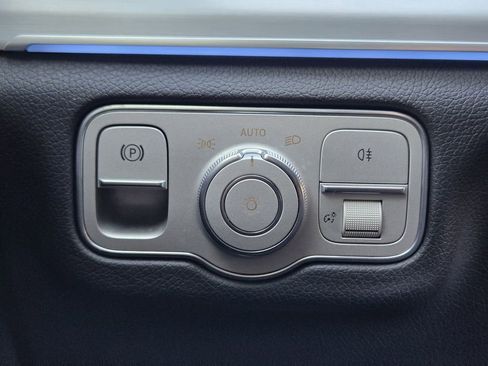 Used 2024 Mercedes-Benz GLE 350 4MATIC image 26