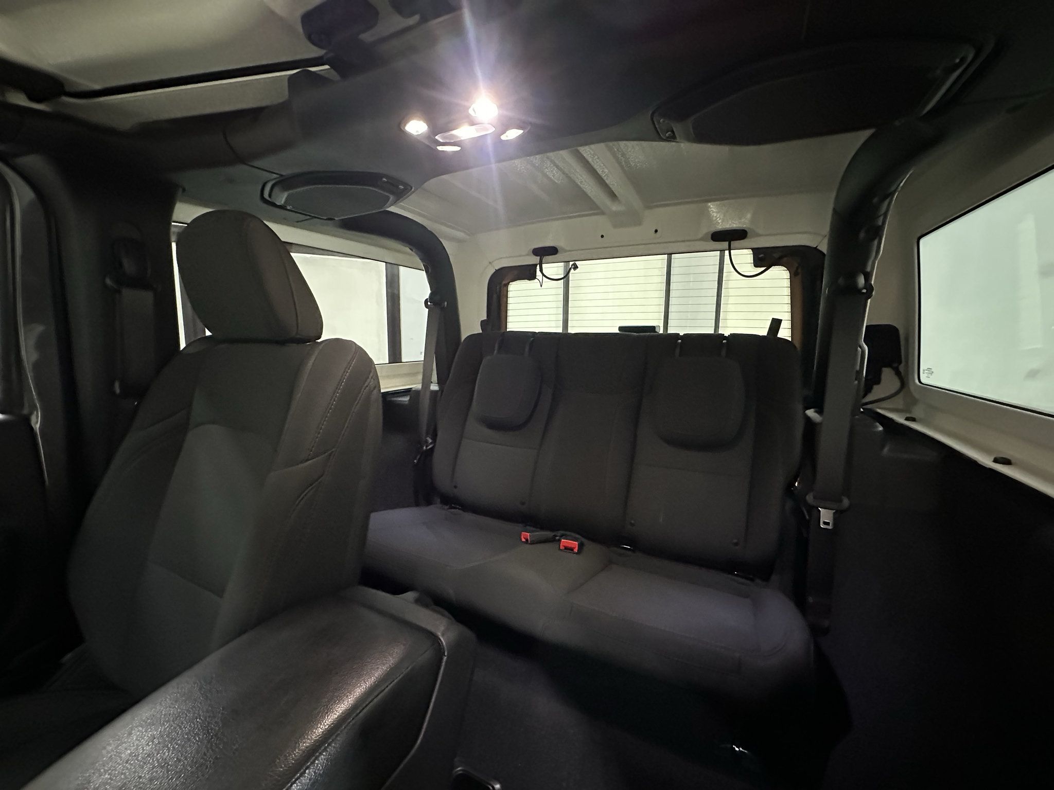 Used 2022 Jeep Wrangler Sport AWD/4WD image 21