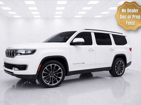 Used 2022 Jeep Wagoneer Series III w/ Premium Group I AWD/4WD image 1