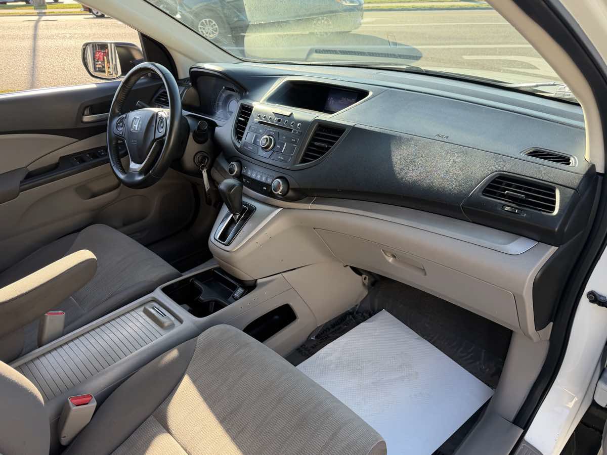 Used 2013 Honda CR-V LX image 19