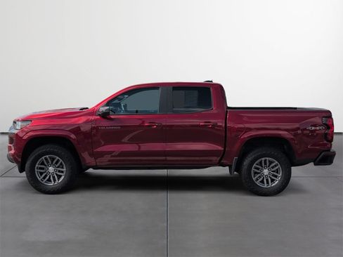 Used 2024 Chevrolet Colorado LT w/ LT Convenience Package AWD/4WD image 3