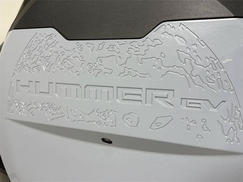 Used 2024 GMC Hummer EV 3X AWD/4WD image 36