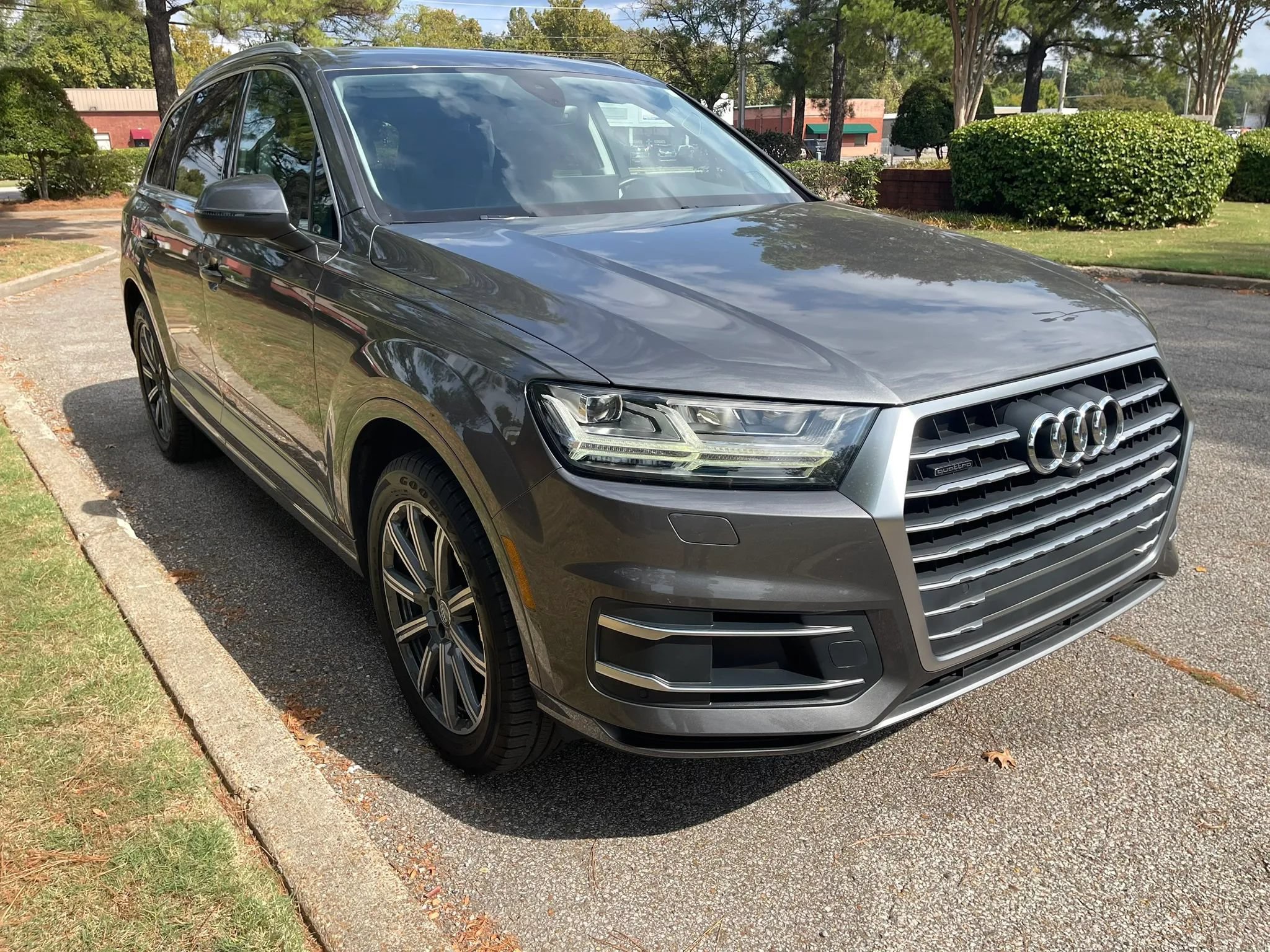 Used 2019 Audi Q7 2.0T Premium Plus w/ Premium Plus Package AWD/4WD image 7