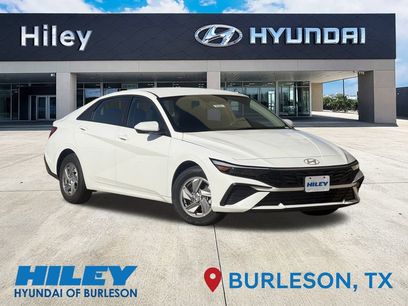 New 2026 Hyundai Elantra SE