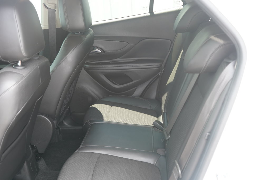 Used 2019 Buick Encore Preferred AWD/4WD image 28