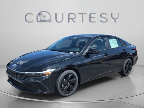 New 2026 Hyundai Elantra SEL Sport FWD image 1