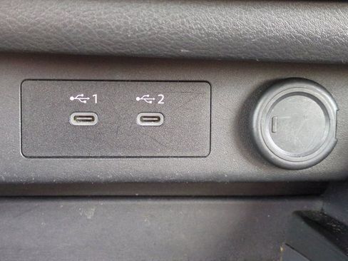 Used 2024 Nissan Rogue S image 21