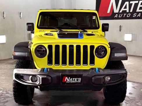 Used 2024 Jeep Wrangler Unlimited Rubicon 4xe image 2