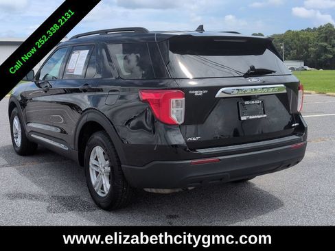 Used 2023 Ford Explorer XLT AWD/4WD image 9