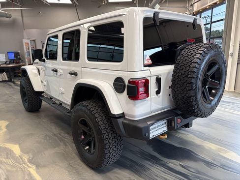 Used 2022 Jeep Wrangler Unlimited Rubicon w/ Trailer Tow Package AWD/4WD image 38