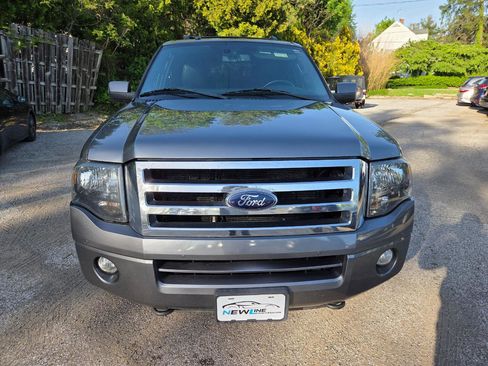 Used 2014 Ford Expedition Limited AWD/4WD image 3