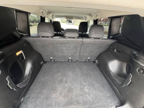 Used 2019 Jeep Renegade Sport FWD image 23