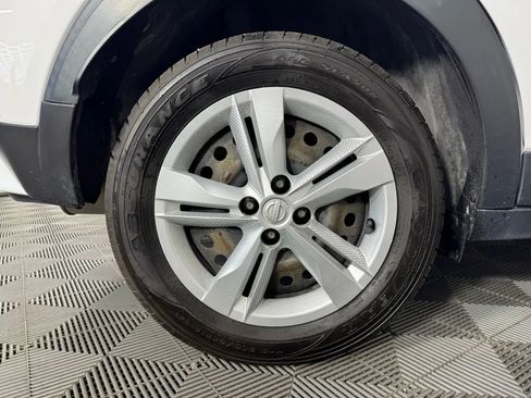 Used 2022 Nissan Kicks S image 42