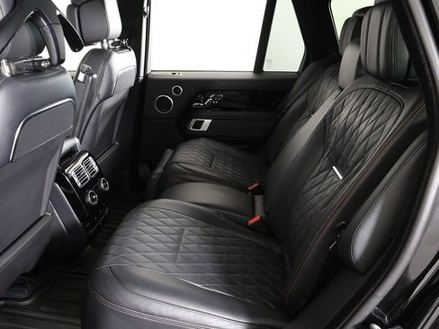 Used 2021 Land Rover Range Rover SV Autobiography Dynamic image 39