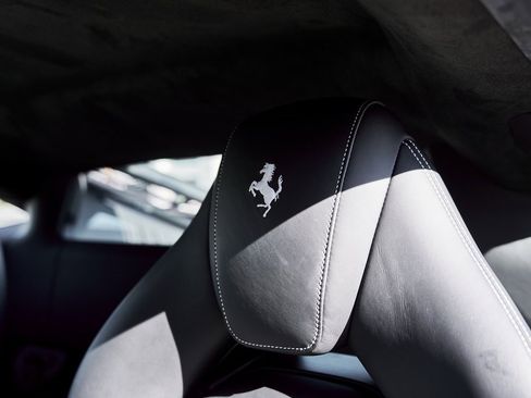 Used 2017 Ferrari 488 GTB image 51