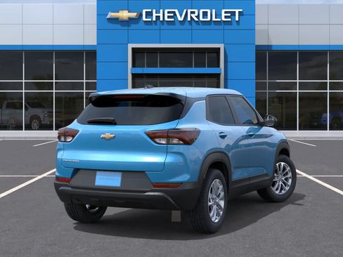 New 2026 Chevrolet TrailBlazer LS w/ LS Convenience Package FWD image 4